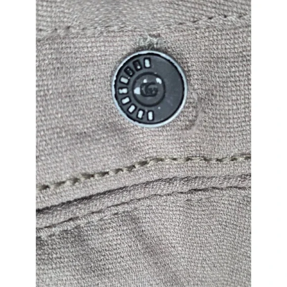 Gucci Slim Fit mid Rise Ankle pull on Pants Women Beige Medium A004225 - Picture 10 of 10